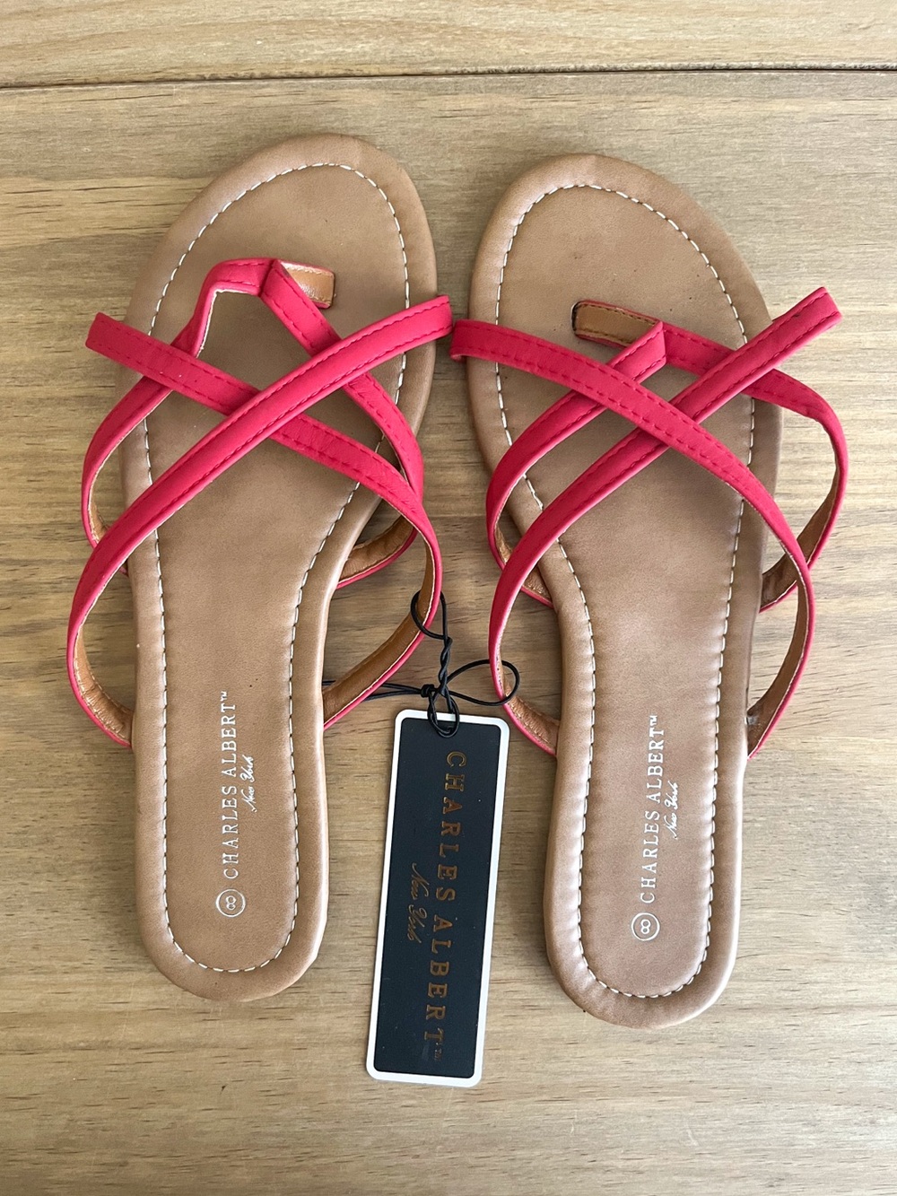NWT ~ CHARLES ALBERT Red Strappy Criss Cross Sandals Faux Leather Flat Women’s 8